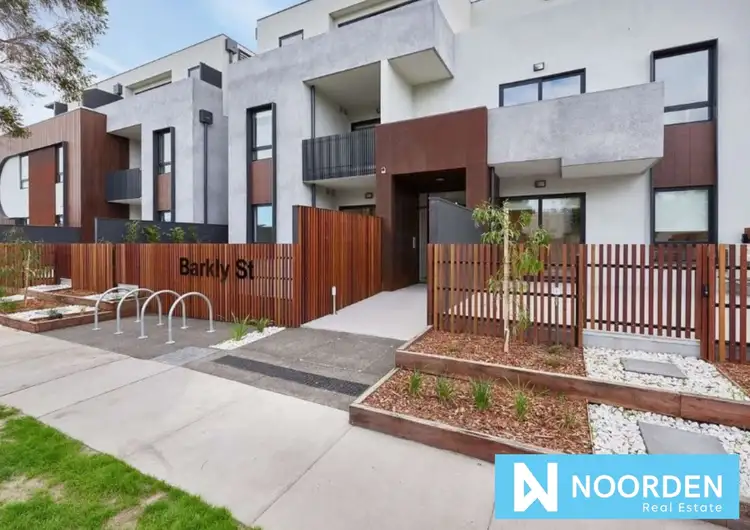 71 Barkly Street