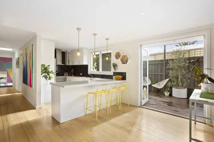 Second view of Homely house listing, 2 Banool Court, Frankston South VIC 3199