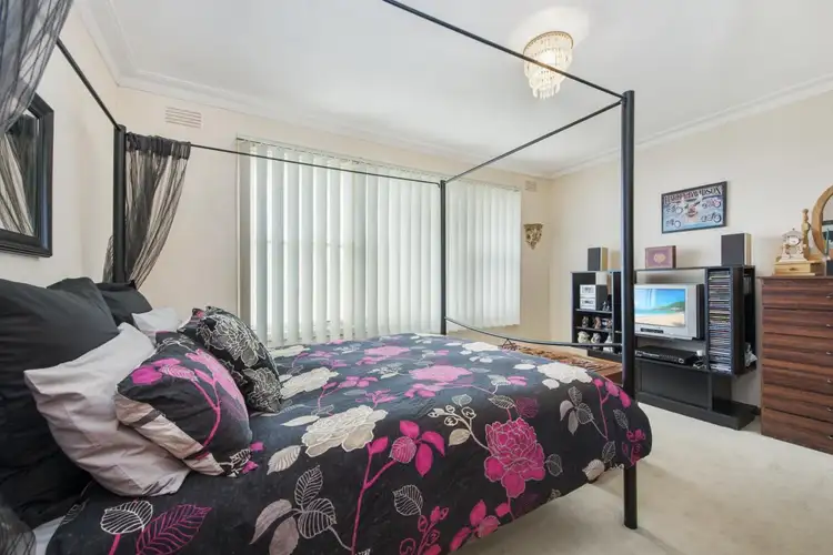 Sixth view of Homely house listing, 53 Pauls Crescent, Wendouree VIC 3355