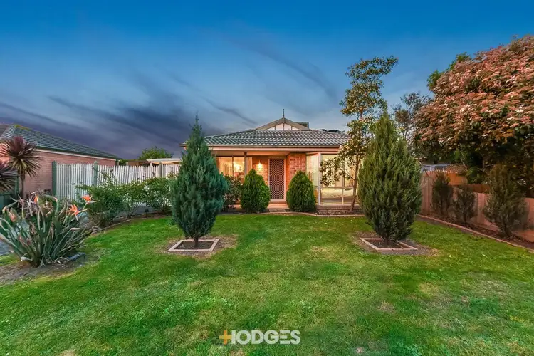 18 Beech Place, Hallam VIC 3803