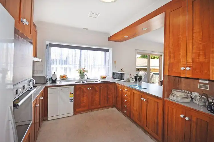 Third view of Homely house listing, 4 Grevillea Court, Warragul VIC 3820