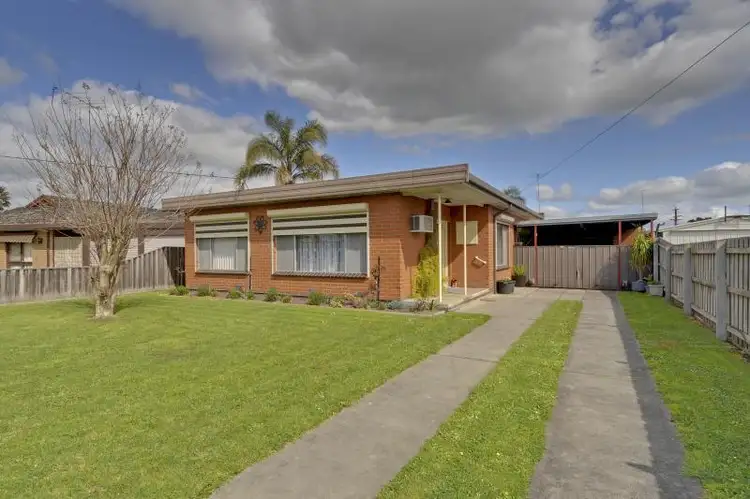 **UNDER CONTRACT**9 Birch Court, Morwell VIC 3840