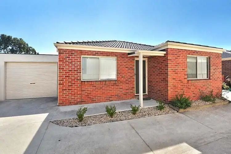 Main view of Homely townhouse listing, 4/8 Gale Street, Canadian VIC 3350