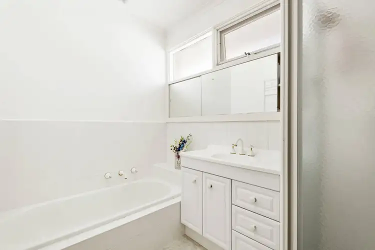 Fifth view of Homely unit listing, 1/5 Renown Street, Burwood VIC 3125