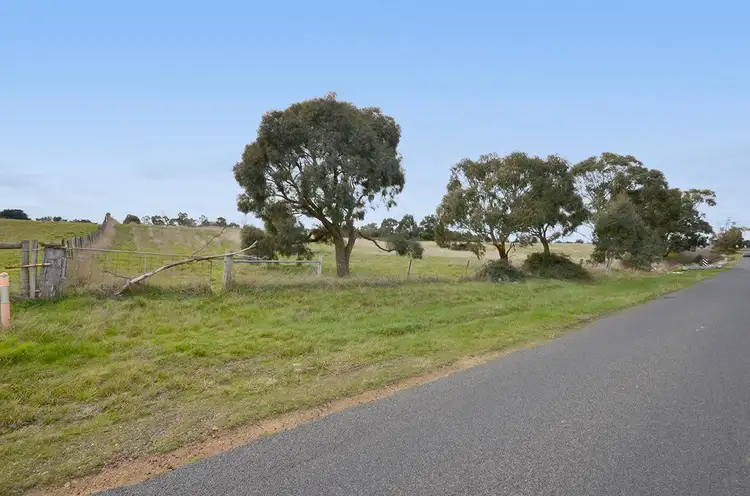 5a Miles Street, Sebastopol VIC 3356