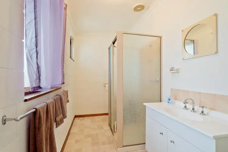Fifth view of Homely unit listing, 1-4 37 William Street, Castlemaine VIC 3450