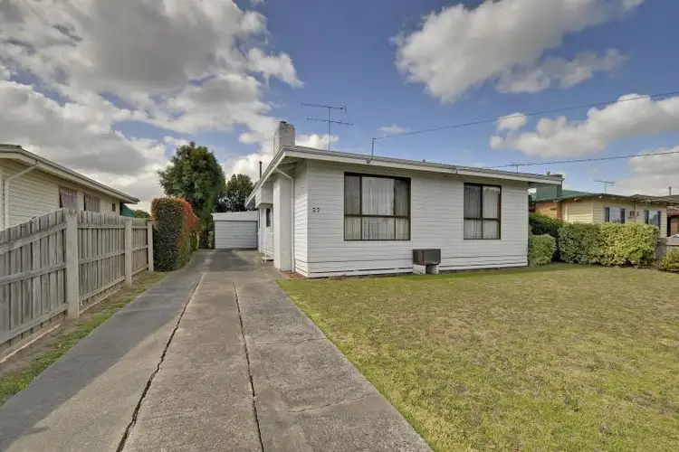 **UNDER CONTRACT**23 Angus Street, Morwell VIC 3840