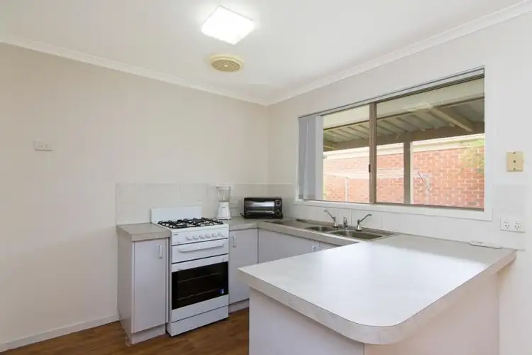 Sixth view of Homely unit listing, 2/37 Navarre Drive, Cranbourne West VIC 3977