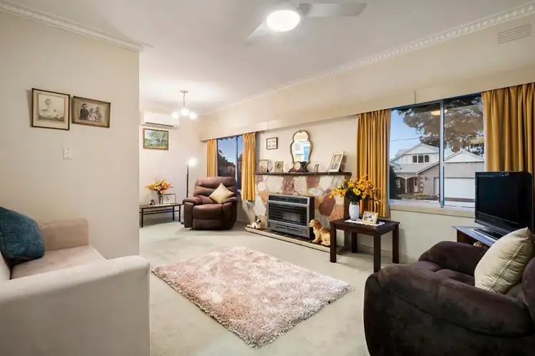 Second view of Homely house listing, 30 Carinya Road, Vermont VIC 3133