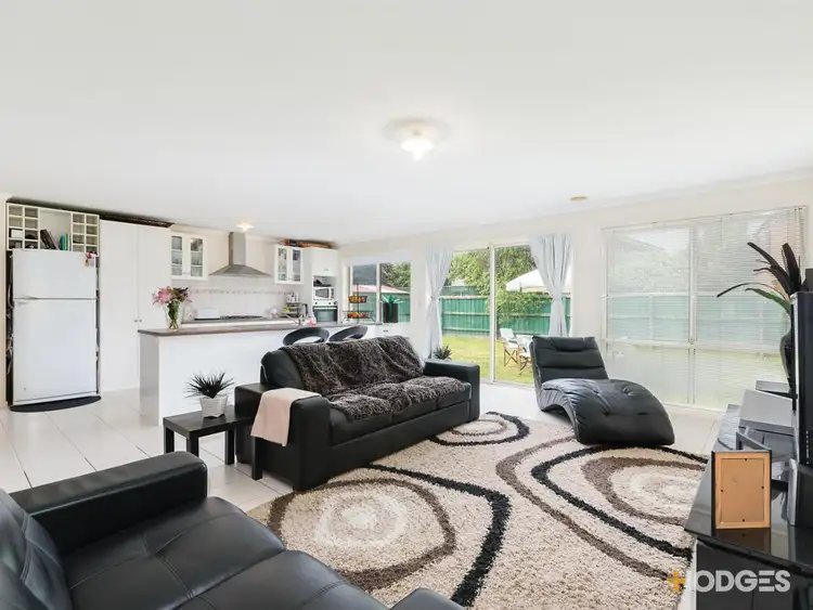 14 Lansbury Drive, Narre Warren South VIC 3805