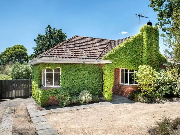Second view of Homely house listing, 137 Woodhouse Grove, Box Hill North VIC 3129