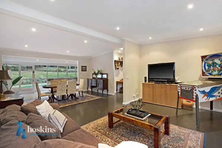 Sixth view of Homely house listing, 30-32 Elgin Crescent, Park Orchards VIC 3114