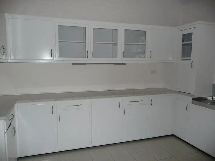 Fourth view of Homely house listing, 8 Goldsmith Crescent, Castlemaine VIC 3450