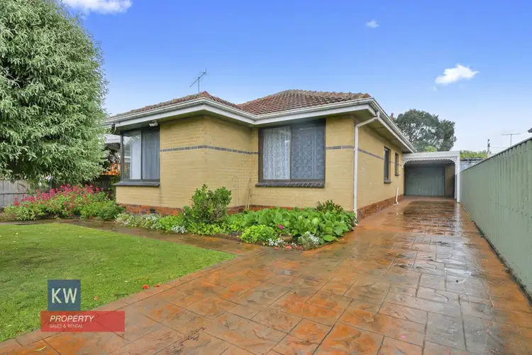 7 Martin Grove, Morwell VIC 3840