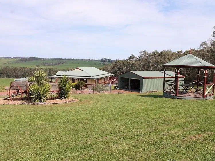 175 Bornong Road, Cooriemungle VIC 3268