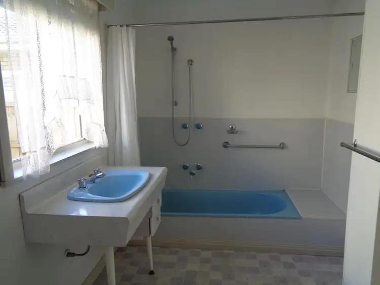 Fifth view of Homely house listing, 17 Maryvale Crescent, Morwell VIC 3840