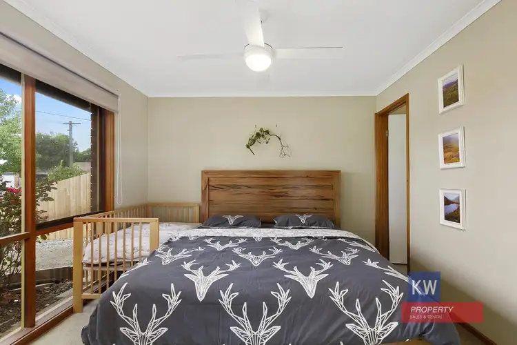Fifth view of Homely house listing, 7 Giffard Court, Morwell VIC 3840