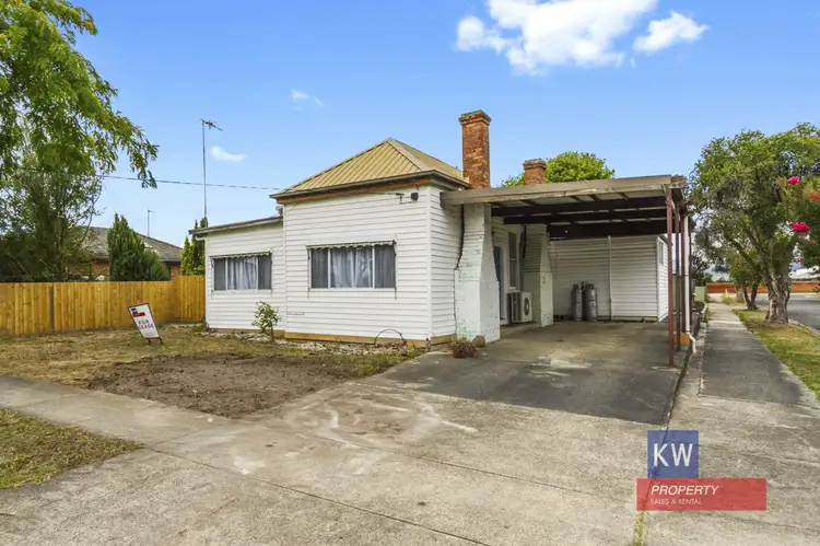 9 Wicks Street, Yinnar VIC 3869