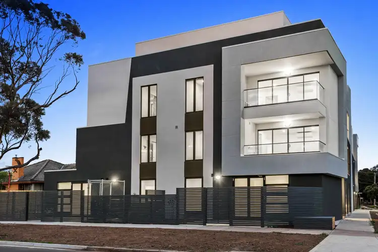 14/14 Albert Crescent, St Albans VIC 3021