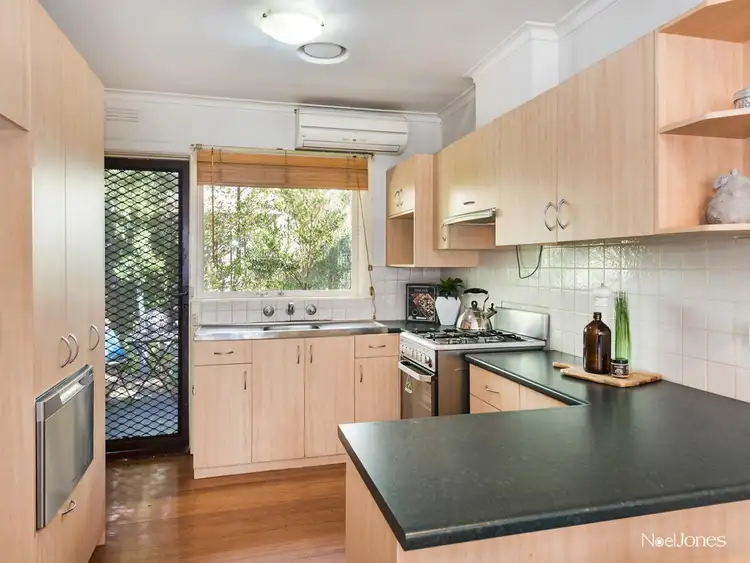 Fifth view of Homely unit listing, 2/3 Durham Road, Surrey Hills VIC 3127