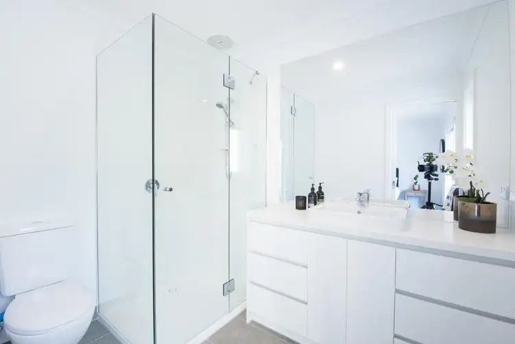 Sixth view of Homely house listing, 14 Wiringa Crescent, Mount Eliza VIC 3930