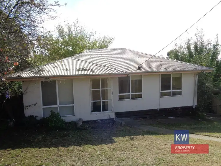 27 Dunbar Avenue, Morwell VIC 3840