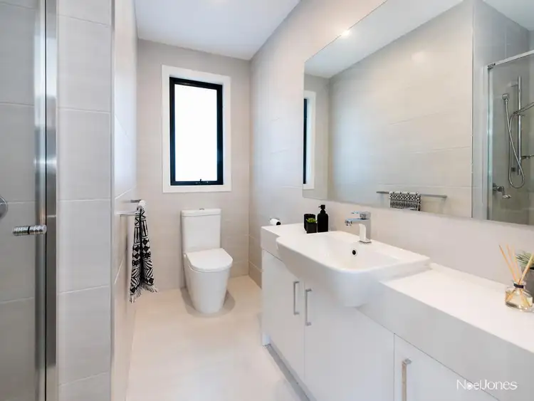 Fifth view of Homely townhouse listing, 2/33 Shady Grove, Nunawading VIC 3131