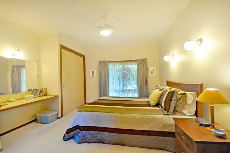 Sixth view of Homely house listing, 1 Ellen Close, Warragul VIC 3820