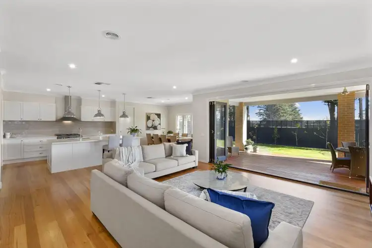 Fourth view of Homely house listing, 1 Quindi Court, Mount Eliza VIC 3930