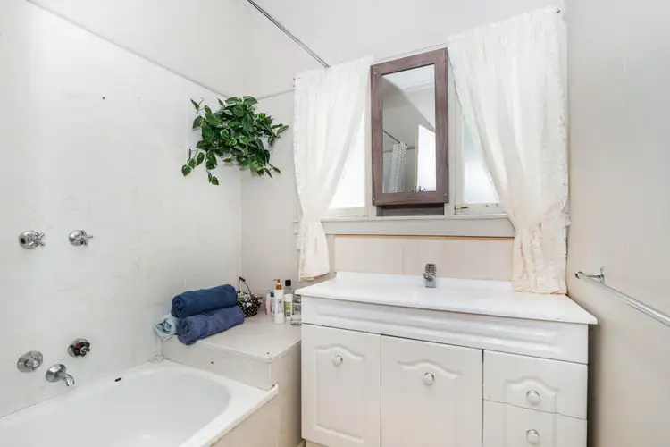 Sixth view of Homely house listing, 1 Harris Street, Castlemaine VIC 3450
