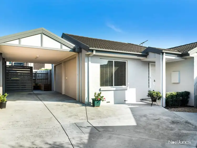 2/30 Wooddale Grove, Donvale VIC 3111