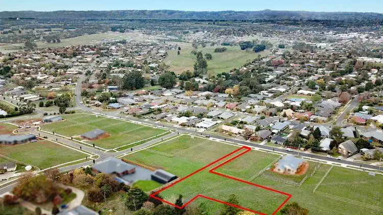 23 Stoddarts Road, Warragul VIC 3820
