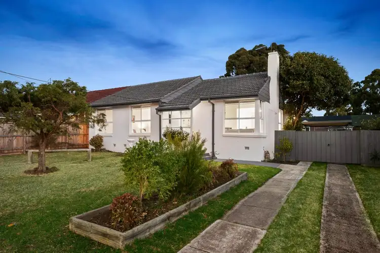 37 Carbeena Parade, Heidelberg West VIC 3081