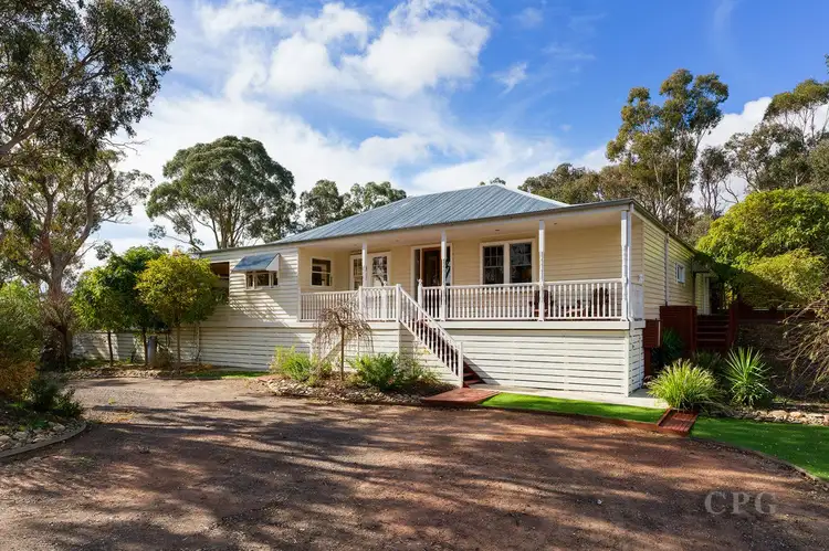 24 Ireland Street, Mckenzie Hill VIC 3451