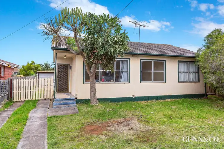 32 Whittaker Avenue, Laverton VIC 3028