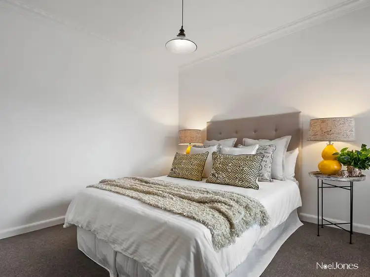 Fifth view of Homely unit listing, 2/31 Weir Street, Balwyn VIC 3103
