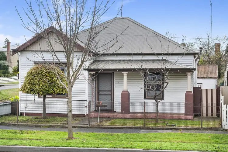 1 Napier Street, Black Hill VIC 3350