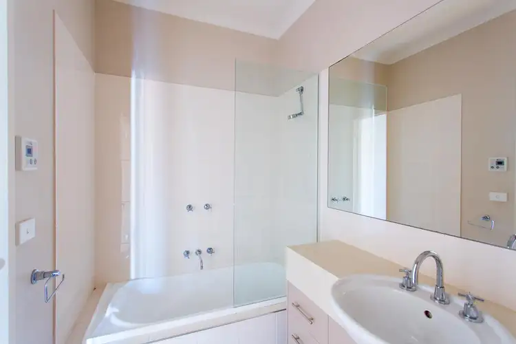 Fifth view of Homely unit listing, 4/1018 Howitt Street, Wendouree VIC 3355
