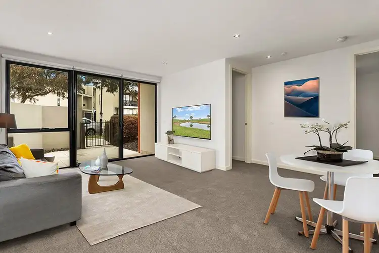 Third view of Homely apartment listing, 3/8 Crefden Street, Maidstone VIC 3012