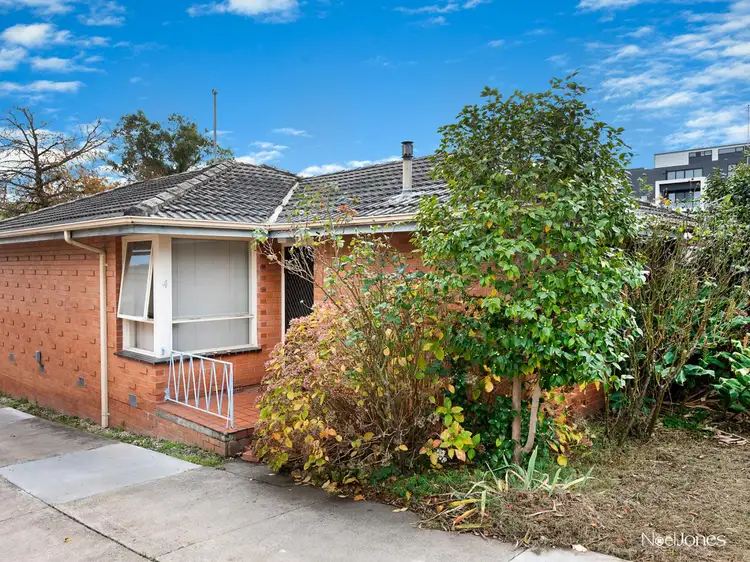 4/3 Wellington Road, Box Hill VIC 3128