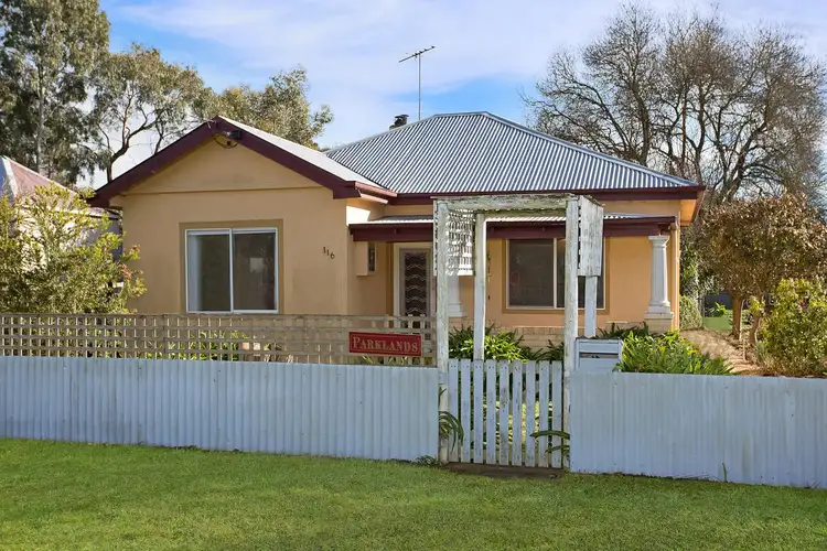 116 Bell Street, Penshurst VIC 3289