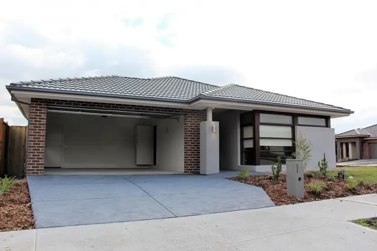 Main view of Homely house listing, 8 Athlestane Road, Doreen VIC 3754