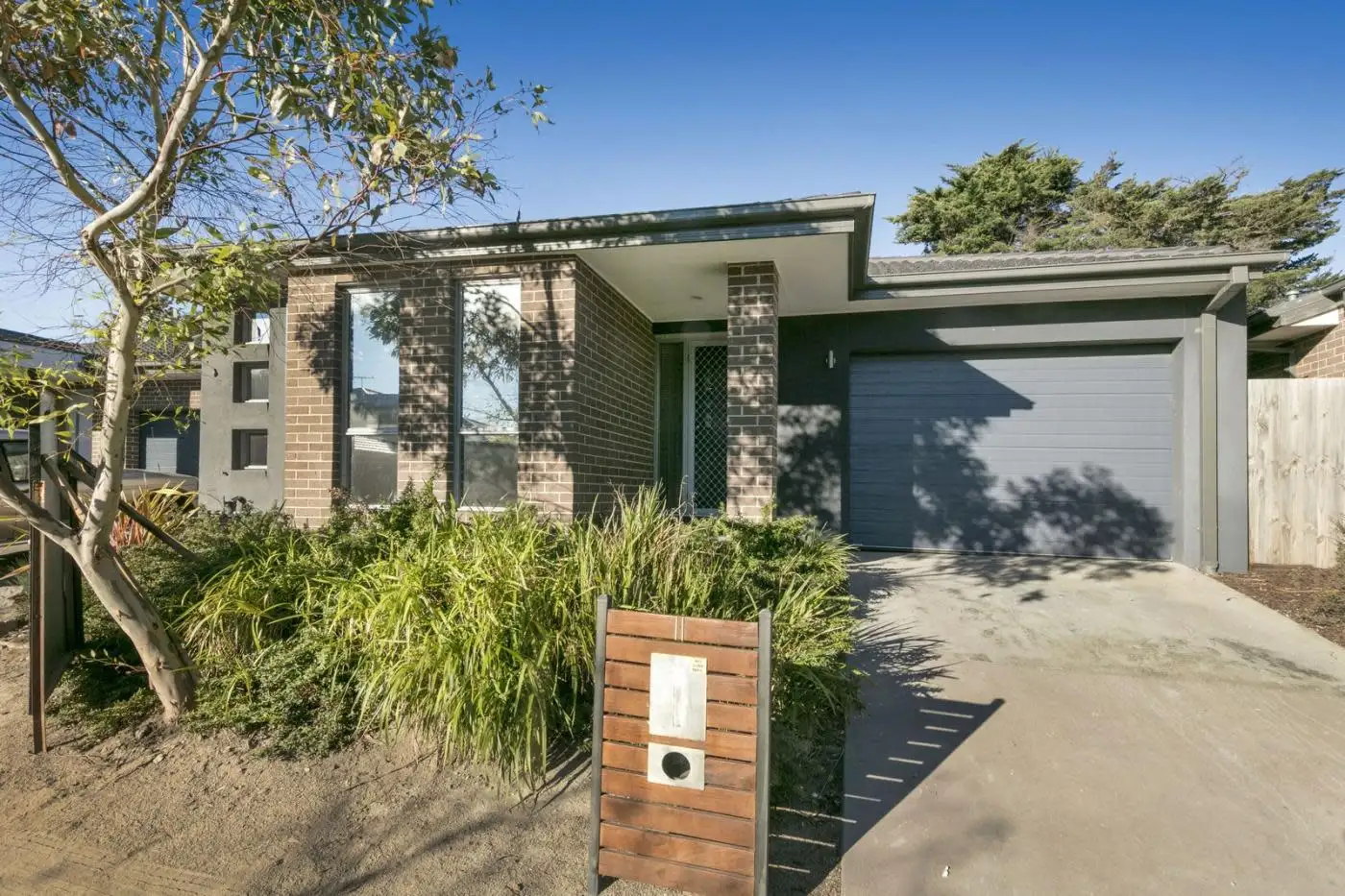 Main view of Homely unit listing, 11 Blossom Way, Carrum Downs VIC 3201