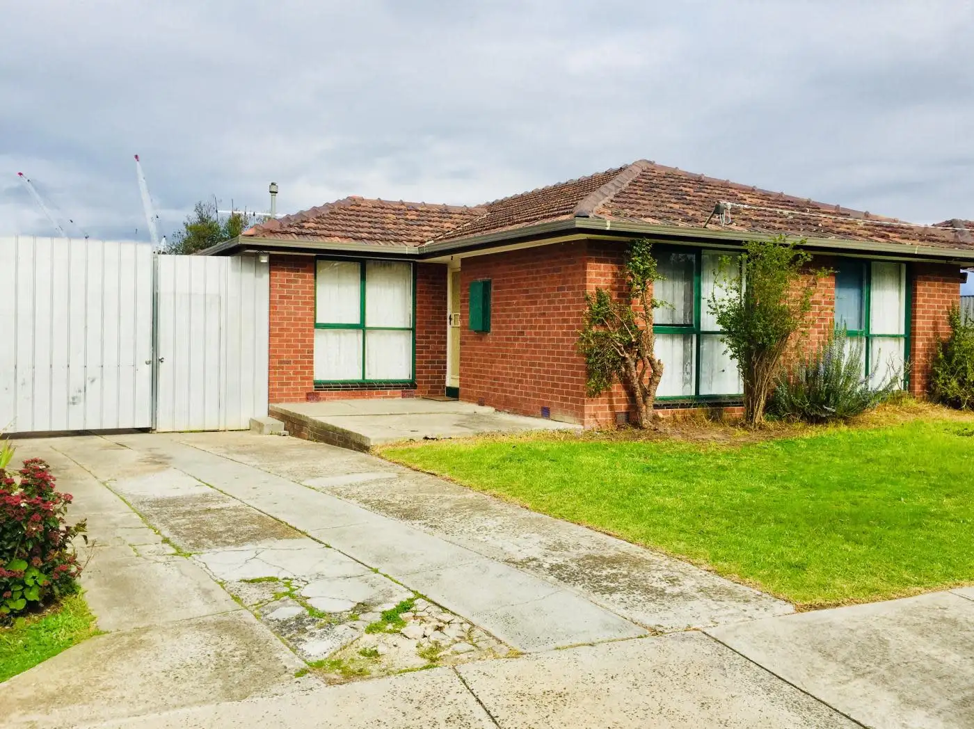 Main view of Homely house listing, 8 Poplar Court, St Albans VIC 3021