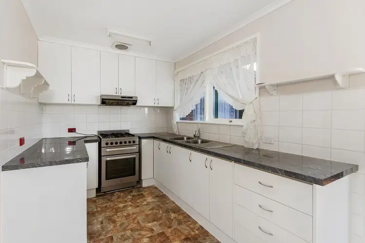 Third view of Homely house listing, 8 Poplar Court, St Albans VIC 3021