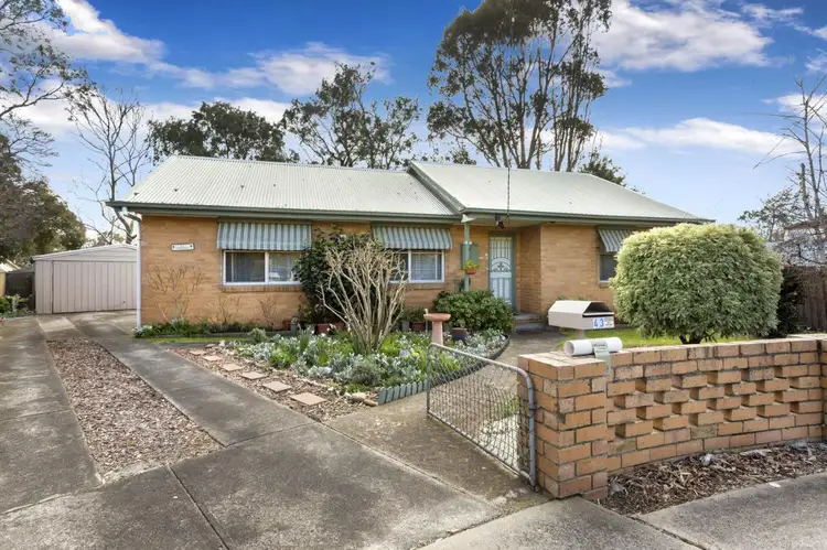 43 Hodgins Crescent, Frankston North VIC 3200