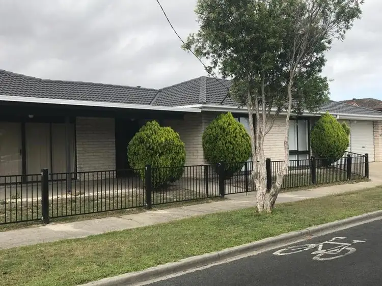 15 Chestnut Avenue, Morwell VIC 3840