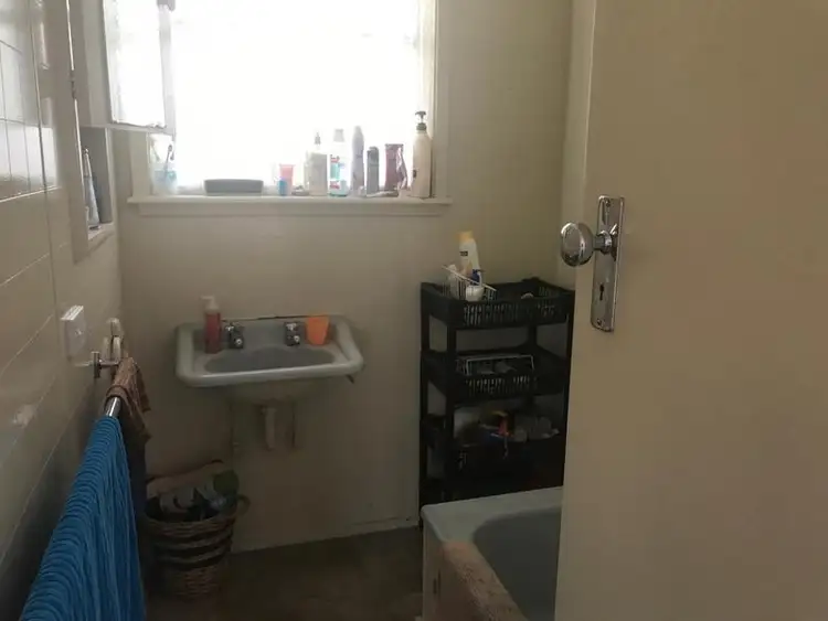 Seventh view of Homely house listing, 1 Connan Court, Morwell VIC 3840