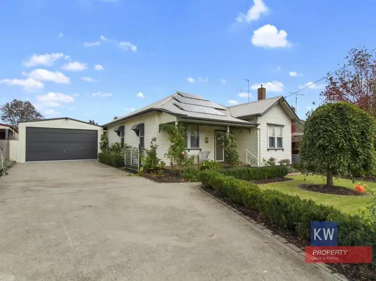 11 Avondale Road, Morwell VIC 3840