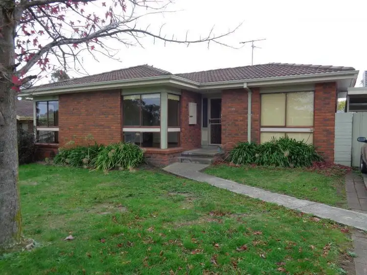 10 Illawonga Court, Churchill VIC 3842